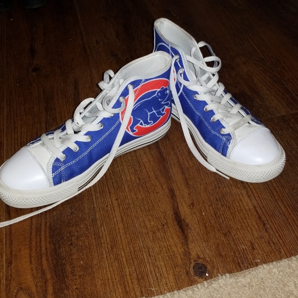 Cubs "converse"